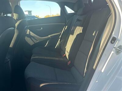 2017 Hyundai Elantra GT GL   - Photo 14 - Acheson, AB T7X 5A3