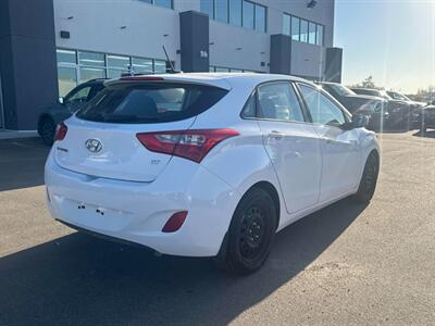 2017 Hyundai Elantra GT GL   - Photo 6 - Acheson, AB T7X 5A3