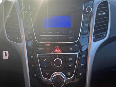 2017 Hyundai Elantra GT GL   - Photo 13 - Acheson, AB T7X 5A3