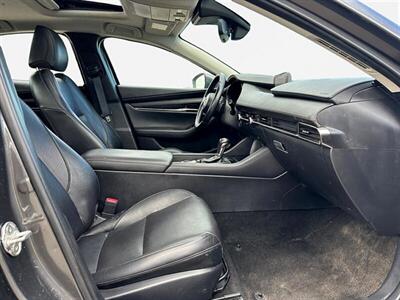 2021 Mazda Mazda3 Premium   - Photo 15 - Acheson, AB T7X 5A3