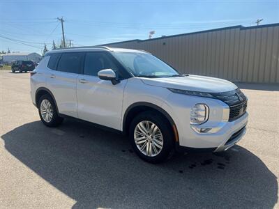 2024 Mitsubishi Outlander LE Limited  AWD - Photo 3 - St Albert, AB T8N 3Z7