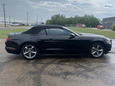 2016 Ford Mustang V6  Covertible - Photo 6 - Edmonton, AB T5L 2J7
