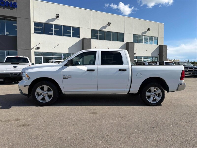 2023 RAM 1500 Classic SLT 4x4 - Photo 3 - Acheson, AB T7X 5A3