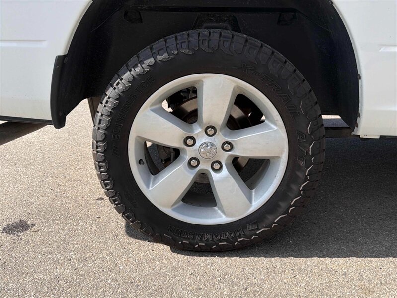 2023 RAM 1500 Classic SLT 4x4 - Photo 15 - Acheson, AB T7X 5A3