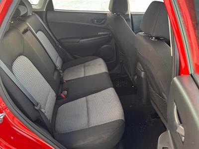 2020 Hyundai Kona Essential  AWD - Photo 14 - Acheson, AB T7X 5A3