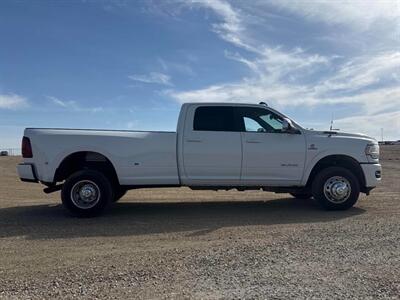 2022 RAM 3500 Laramie Cummins 6.7L Diesel   - Photo 4 - Edmonton, AB T5L 2J7