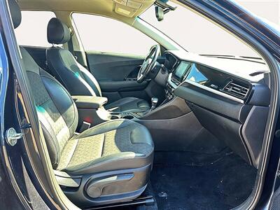 2020 Kia Niro Touring Special Edition   - Photo 15 - Acheson, AB T7X 5A3