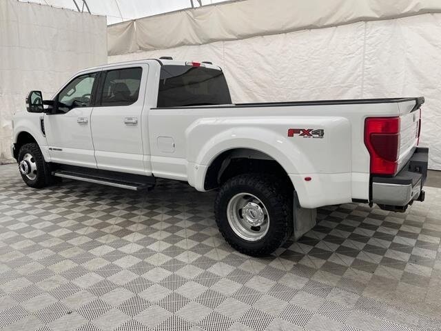 2022 Ford F-350 Super Duty XLT PREMIUM PACKAGE FX4 OFF-ROAD - Photo 3 - Edmonton, AB T5L 2J7