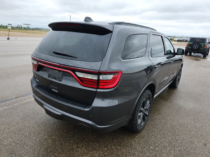 2024 Dodge Durango GT Blacktop Sunroof AWD - Photo 4 - Edmonton, AB T5L 2J7
