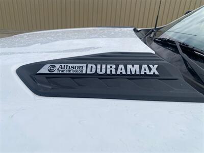 2022 Chevrolet Silverado 2500 Work Truck  6.6L Duramax 4x4 - Photo 9 - St Albert, AB T8N 3Z7