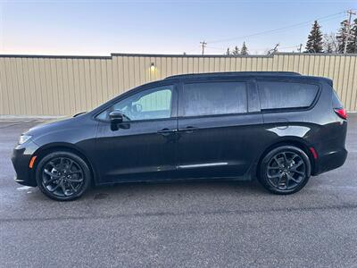 2024 Chrysler Pacifica Touring L Sunroof S package   - Photo 2 - St Albert, AB T8N 3Z7