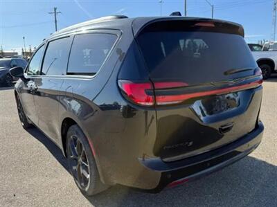 2024 Chrysler Pacifica Touring L Sunroof S package - Photo 6 - St Albert, AB T8N 3Z7