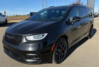 2024 Chrysler Pacifica Touring L Sunroof S package - Photo 1 - St Albert, AB T8N 3Z7