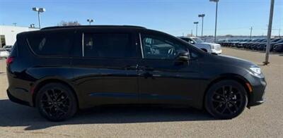 2024 Chrysler Pacifica Touring L Sunroof S package - Photo 5 - St Albert, AB T8N 3Z7