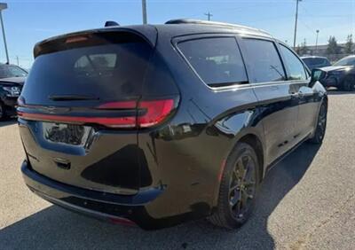 2024 Chrysler Pacifica Touring L Sunroof S package - Photo 8 - St Albert, AB T8N 3Z7