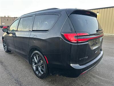 2024 Chrysler Pacifica Touring L Sunroof S package   - Photo 6 - St Albert, AB T8N 3Z7