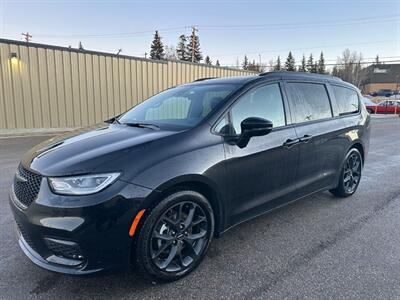 2024 Chrysler Pacifica Touring L Sunroof S package   - Photo 1 - St Albert, AB T8N 3Z7