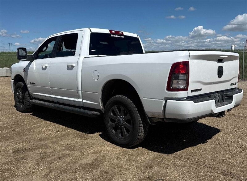 2024 RAM 3500 Big Horn Diesel Night Edition 4x4 - Photo 7 - St Albert, AB T8N 3Z7