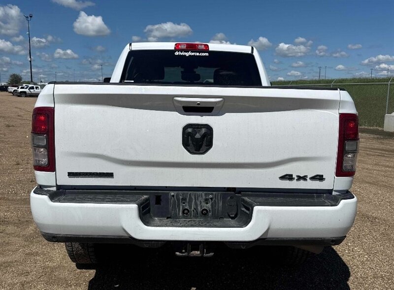 2024 RAM 3500 Big Horn Diesel Night Edition 4x4 - Photo 8 - St Albert, AB T8N 3Z7