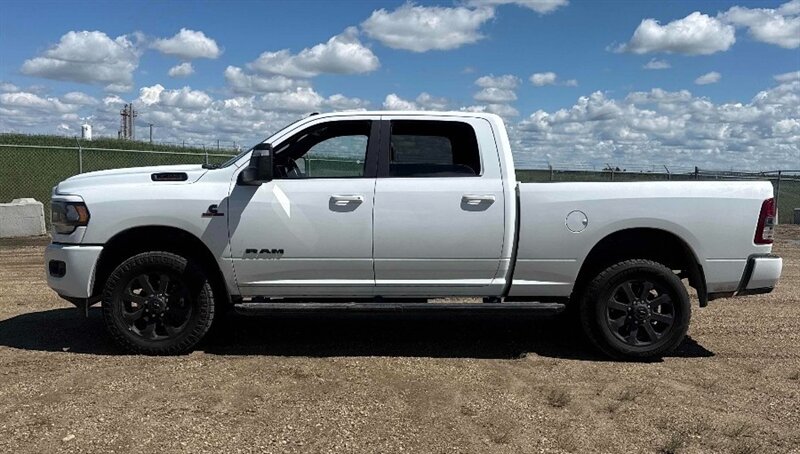 2024 RAM 3500 Big Horn Diesel Night Edition 4x4 - Photo 3 - St Albert, AB T8N 3Z7