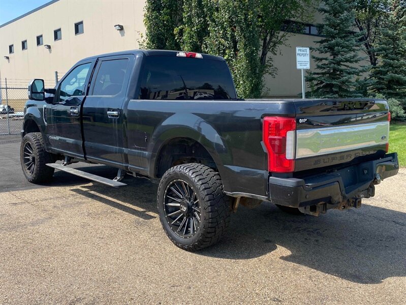 2017 Ford F-350 Super Duty Platinum 4x4 - Photo 4 - Edmonton, AB T5L 2J7