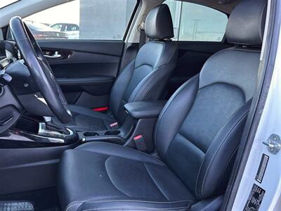 2020 Kia Forte EX   - Photo 10 - Acheson, AB T7X 5A3