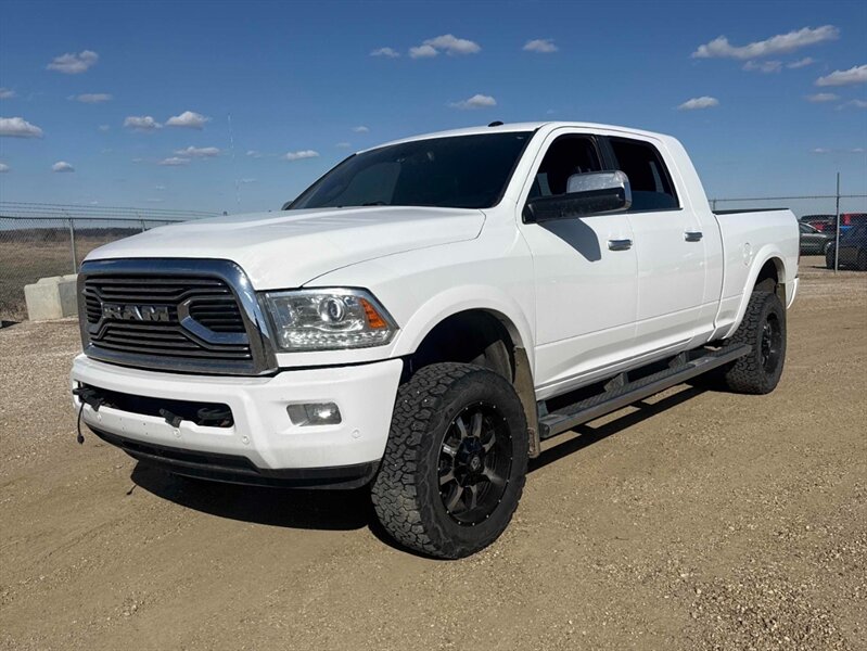 2017 RAM 3500 Laramie Longhorn Cummins 6.7L Diesel   - Photo 1 - Edmonton, AB T5L 2J7
