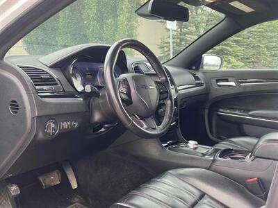 2021 Chrysler 300 Series S  AWD - Photo 9 - Edmonton, AB T5L 2J7