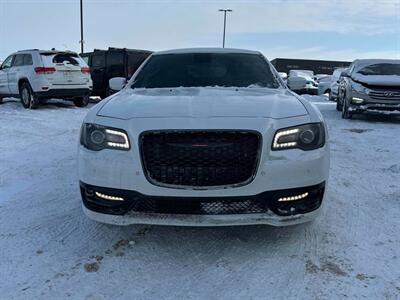 2021 Chrysler 300 Series S  AWD - Photo 2 - Edmonton, AB T5L 2J7