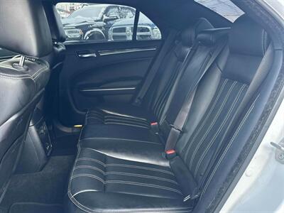 2021 Chrysler 300 Series S  AWD - Photo 15 - Edmonton, AB T5L 2J7