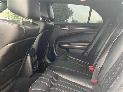 2021 Chrysler 300 Series S  AWD - Photo 11 - Edmonton, AB T5L 2J7