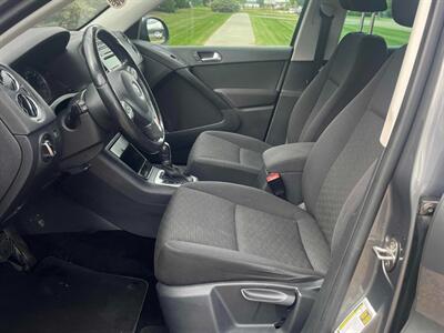 2014 Volkswagen Tiguan Trendline 4Motion AWD - Photo 9 - Edmonton, AB T5L 2J7