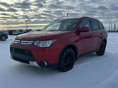 2015 Mitsubishi Outlander SE AWD   - Photo 1 - Edmonton, AB T5L 2J7