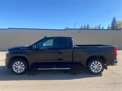 2019 Chevrolet Silverado 1500 Custom  4x4 - Photo 2 - St Albert, AB T8N 3Z7
