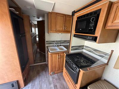 2016 Ford Econoline Commercial Cutaway   - Photo 12 - Edmonton, AB T5L 2J7