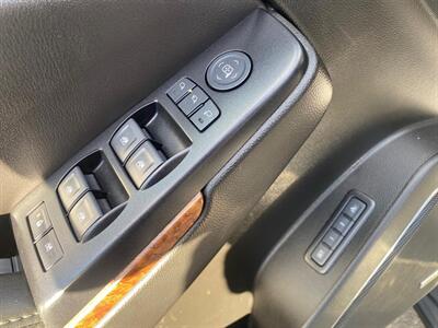 2018 Chevrolet Tahoe Premier  4x4 - Photo 16 - St Albert, AB T8N 3Z7