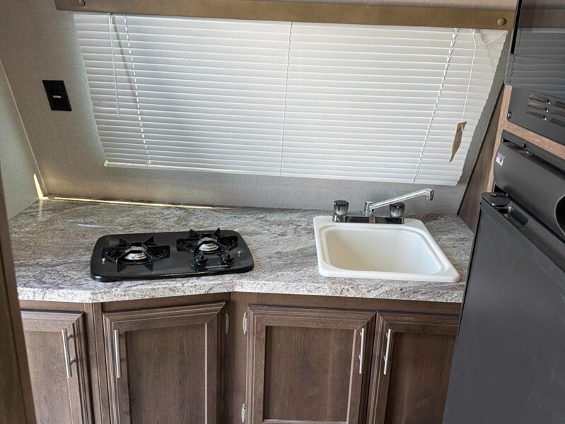 2019 K-Z RV Escape Mini - Photo 11 - Acheson, AB T7X 5A3