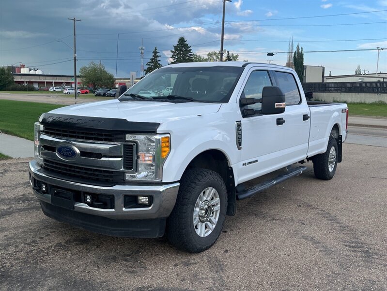 2017 Ford F-350 Super Duty XLT Diesel 4x4 - Photo 1 - Edmonton, AB T5L 2J7