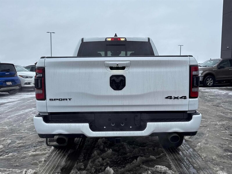 2023 RAM 1500 Sport Night Crew Cab 4x4 - Photo 4 - Edmonton, AB T5L 2J7
