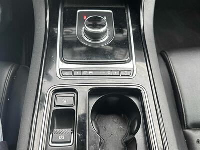 2018 Jaguar XE 25t Premium  AWD - Photo 14 - Acheson, AB T7X 5A3