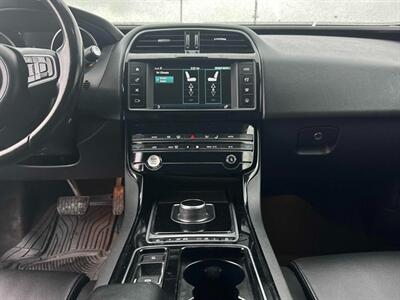 2018 Jaguar XE 25t Premium  AWD - Photo 12 - Acheson, AB T7X 5A3