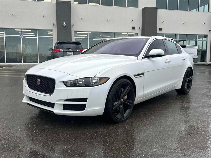 2018 Jaguar XE 25t Premium AWD - Photo 1 - Acheson, AB T7X 5A3