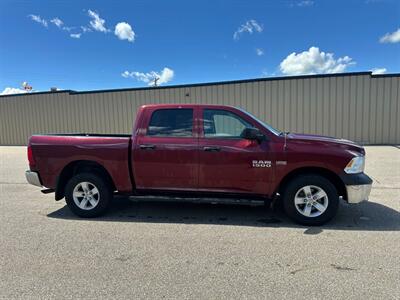 2017 RAM 1500 SXT V8 5.7L - Photo 5 - St Albert, AB T8N 3Z7