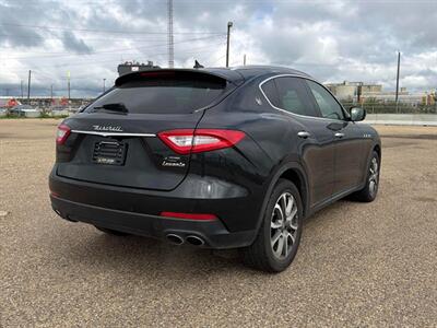 2017 Maserati Levante  AWD - Photo 6 - Acheson, AB T7X 5A3