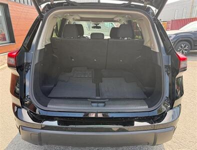 2024 Nissan Rogue SV Moonroof  AWD - Photo 10 - St Albert, AB T8N 3Z7
