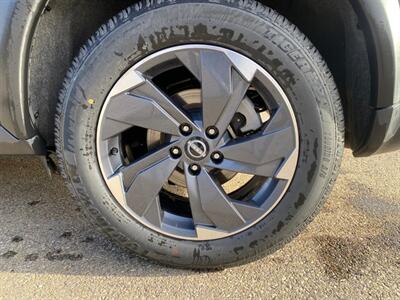 2024 Nissan Rogue SV AWD - Photo 17 - St Albert, AB T8N 3Z7
