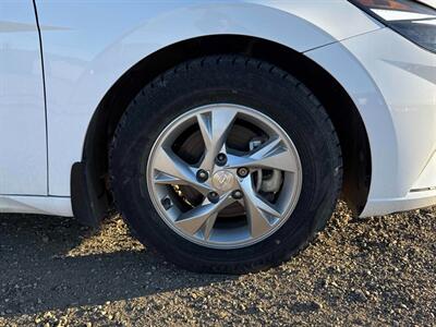 2021 Hyundai ELANTRA Essential - Photo 16 - Edmonton, AB T5L 2J7