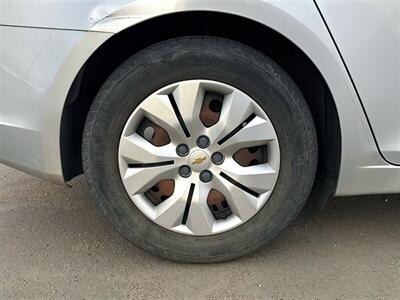 2016 Chevrolet Cruze Limited LS Manual   - Photo 16 - Acheson, AB T7X 5A3