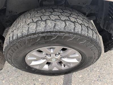 2019 Toyota Tacoma SR5 V6 4x4 - Photo 8 - St Albert, AB T8N 3Z7