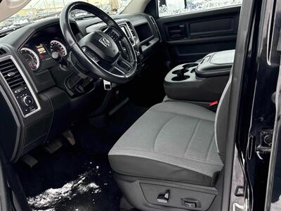 2023 RAM 1500 Classic Express  4x4 - Photo 9 - St Albert, AB T8N 3Z7